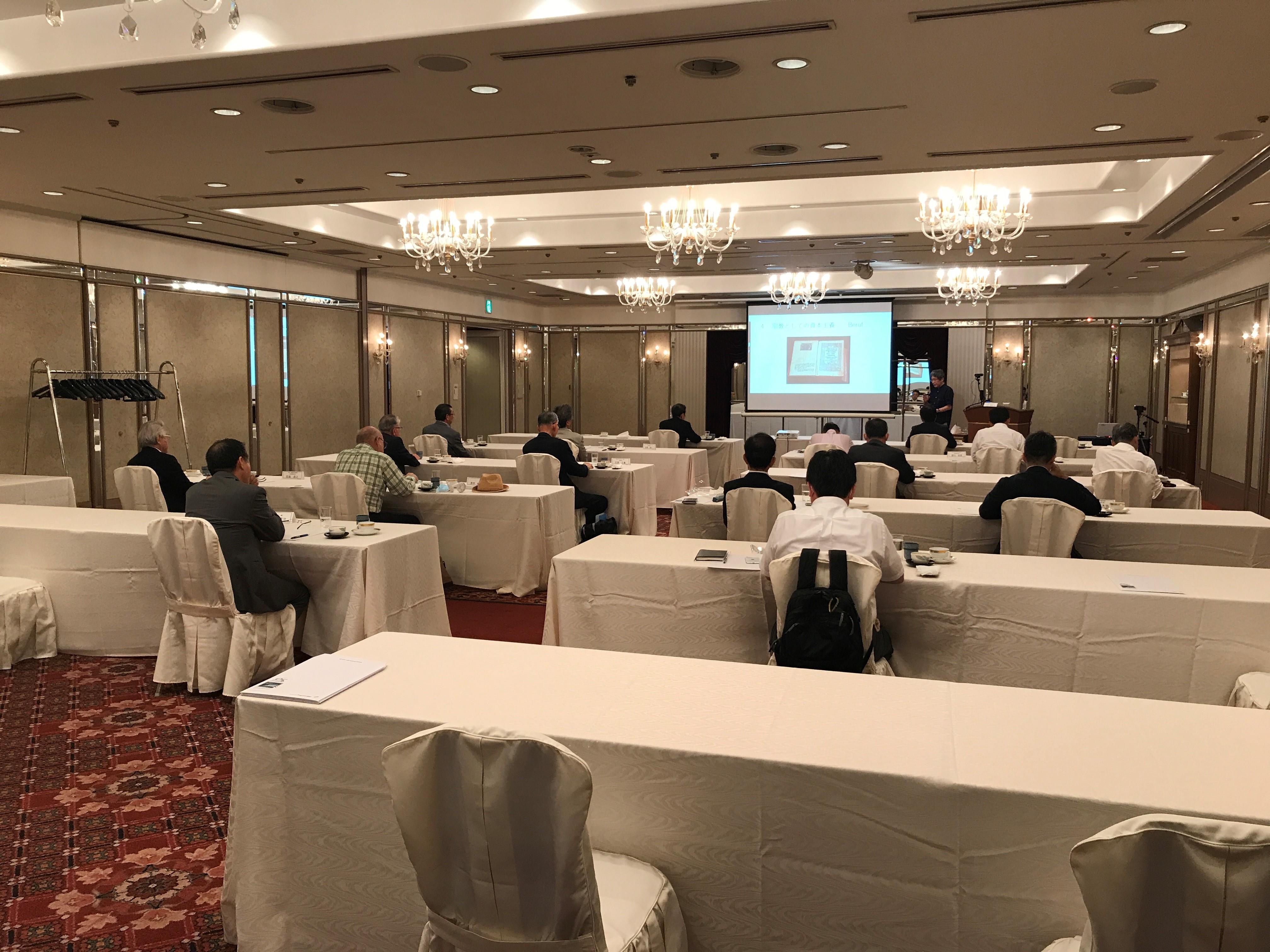 経営ビジョン構想懇話会 会場様子_0825.jpg